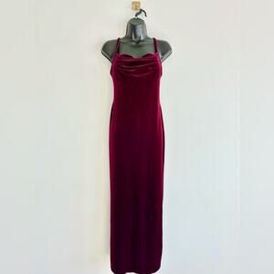 Vintage Y2K Wine Velvet Column Maxi Dress 6 – Cowl Bust, Back Slit Whimsigoth